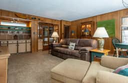 Bear Cottage at Gull Lake-Walk to Grandview Lodge