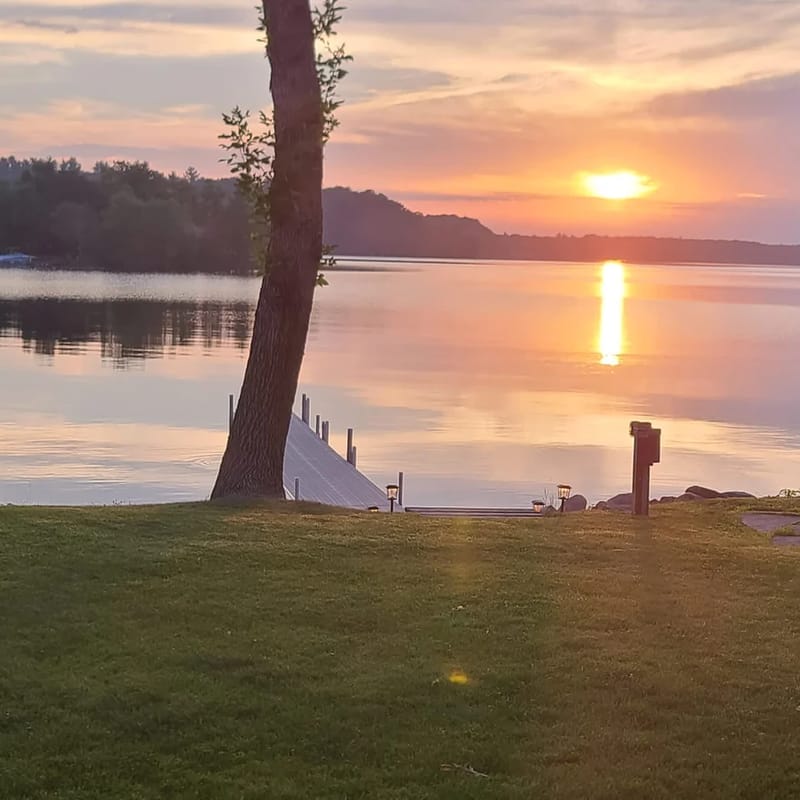 Sunrise Retreat on Fish Trap Lake